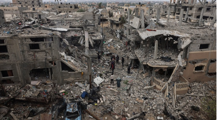 غزة.. استشهاد 41 فلسطينيا بنيران جيش الاحتلال